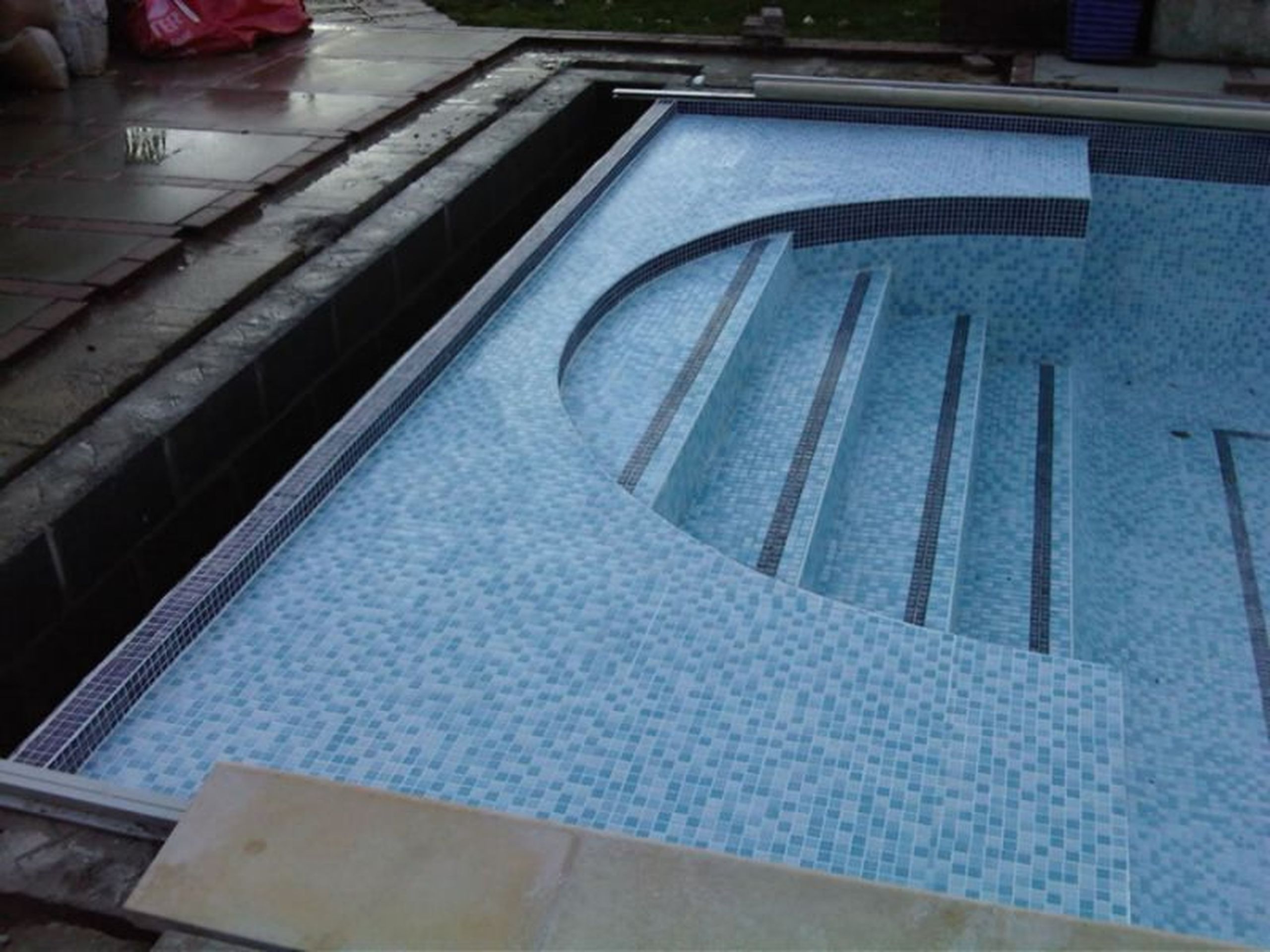 The Remco Retrofit Swimroll  Automated Pool Cover 